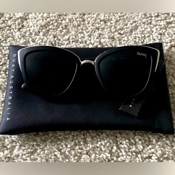 Quay Australia | Accessories | Nwt Quay Australia My Girl  display picture 3